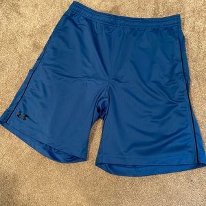 EUC men’s Under Amour shorts